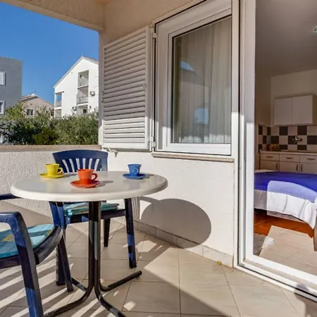 Tanja Апартаменты